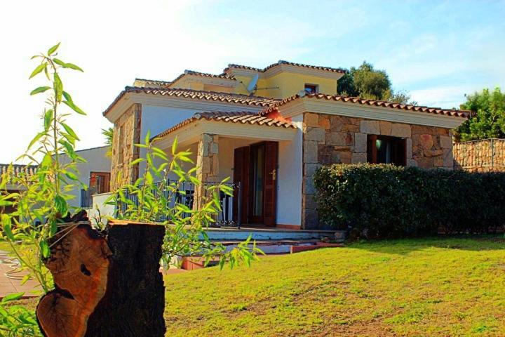 Sorres De Mare Villa Budoni Exteriör bild
